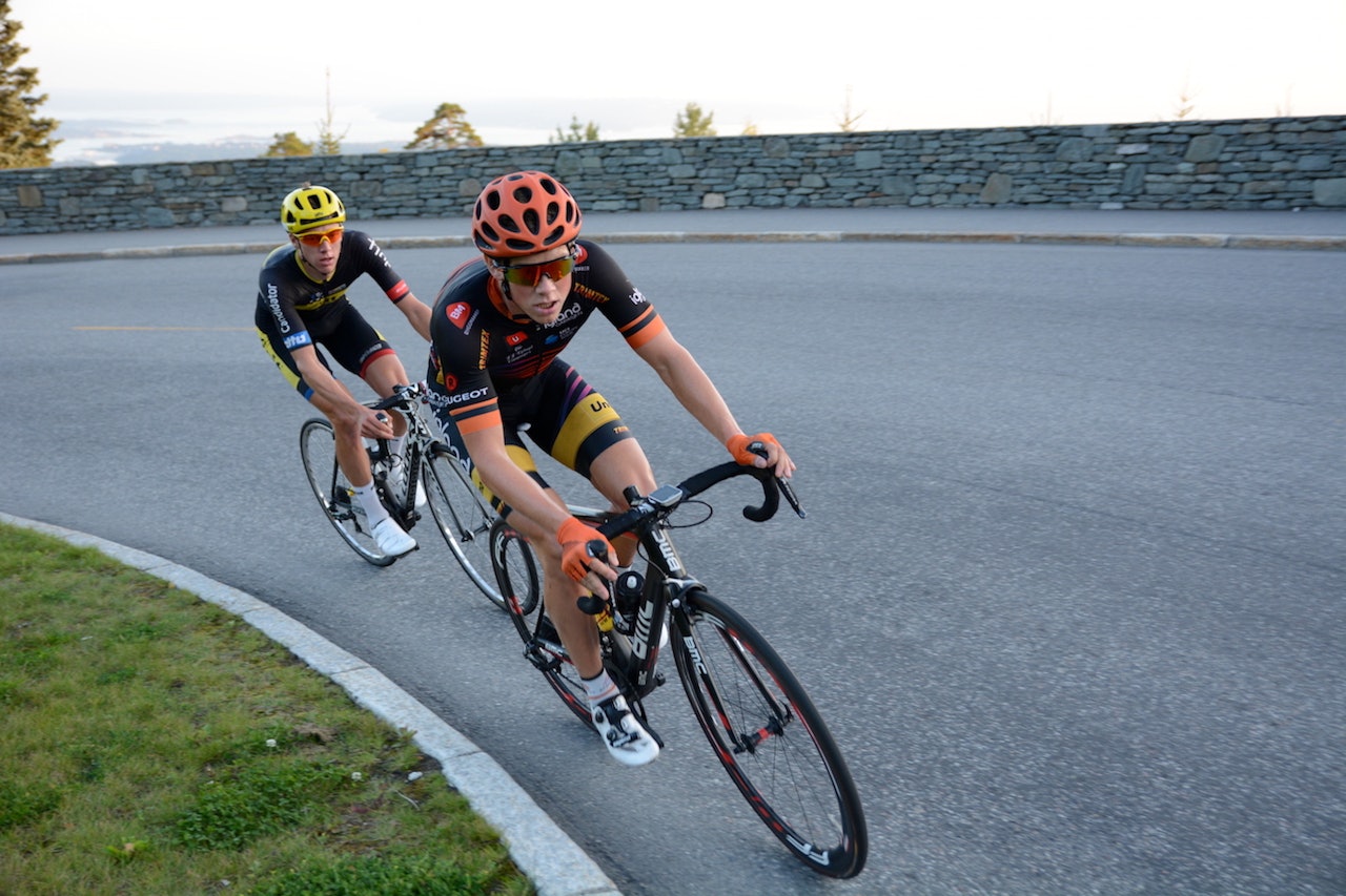KLATREKONGEN: Carl Fredrik Hagen (foran) slo Åsmund Løvik i fjorårets klatrekongefinale. Foto: Marcus Liebold KLATREKONGEN: Carl Fredrik Hagen (foran) slo Åsmund Løvik i fjorårets klatrekongefinale. Foto: Marcus Liebold