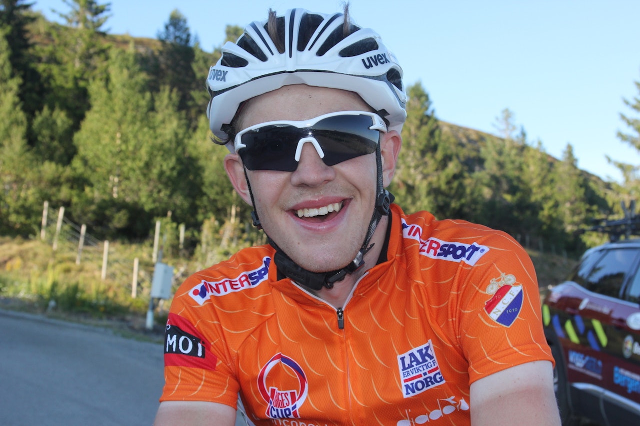 SPURTSEIER: Kristian Aasvold fra Team Coop tok seieren på kongeetappen til Storefjellseter. Foto: Ingeborg Scheve SPURTSEIER: Kristian Aasvold fra Team Coop tok seieren på kongeetappen til Storefjellseter. Foto: Ingeborg Scheve