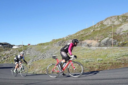 TUNGT: Fredrik Lorentzen Henne og Erno Kainulainen. Foto: Ola Morken