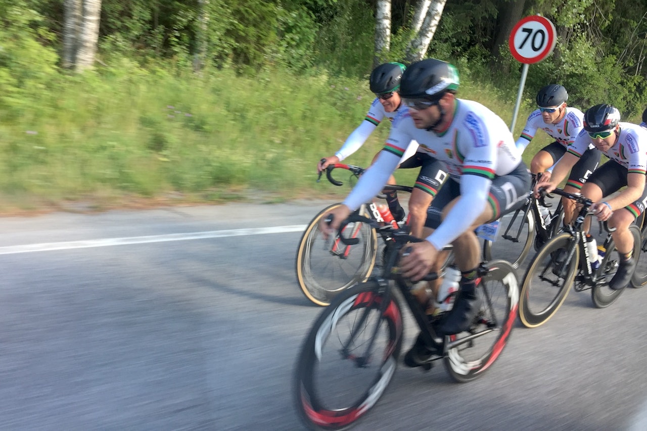 SOLEKLAR SEIER: Sandnes Ekspressen vant lagkonkurransen i Lillehammer-Oslo med nesten 20 minutters margin, men var over kvarteret bak egne ambisjoner. Foto Andreas Gundersen SOLEKLAR SEIER: Sandnes Ekspressen vant lagkonkurransen i Lillehammer-Oslo med nesten 20 minutters margin, men var over kvarteret bak egne ambisjoner. Foto Andreas Gundersen