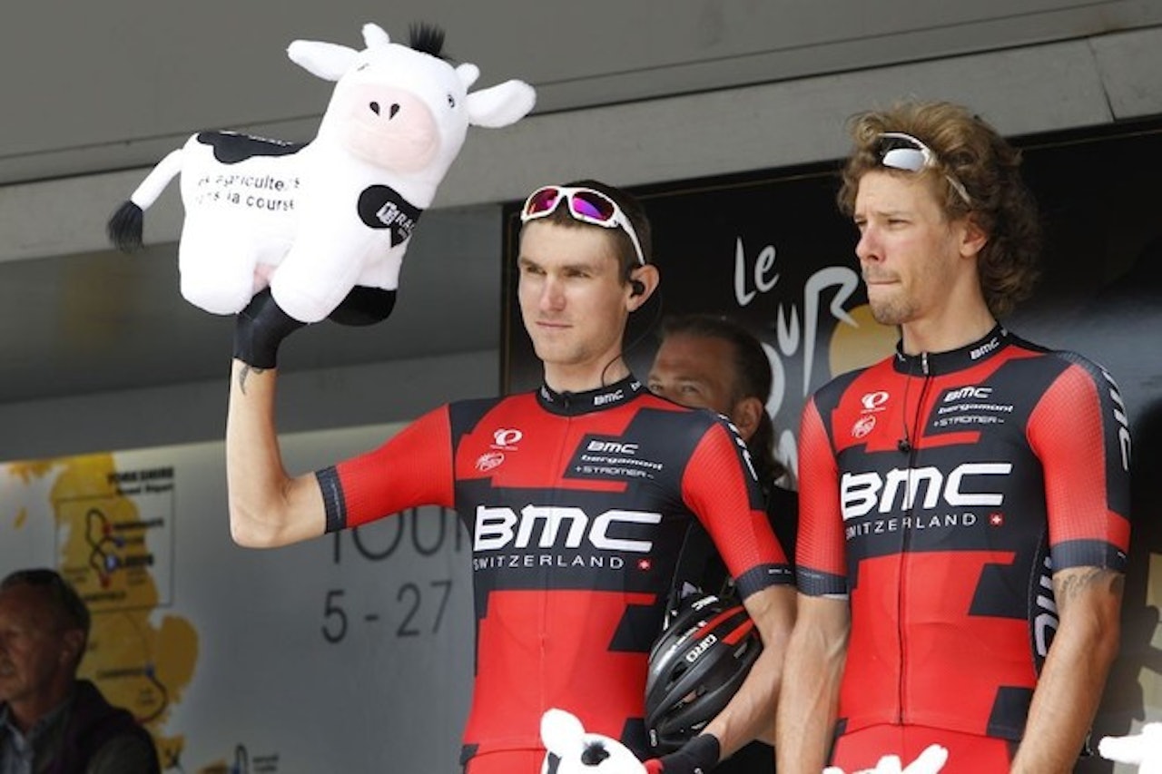 PREMIE: Dette var bildet. Vinneren stikker av med en flott Rapha-lue, og ikke en ku. Foto: Cor Vos. PREMIE: Dette var bildet. Vinneren stikker av med en flott Rapha-lue, og ikke en ku. Foto: Cor Vos.