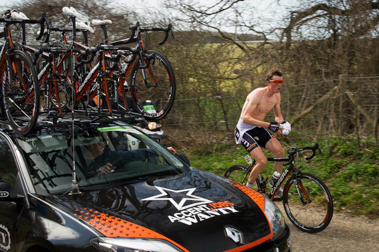 HVA SKJER? Si det? Eirik Stualand har hvertfall ukens beste kommentar. HVA SKJER? Si det? Eirik Stualand har hvertfall ukens beste kommentar.