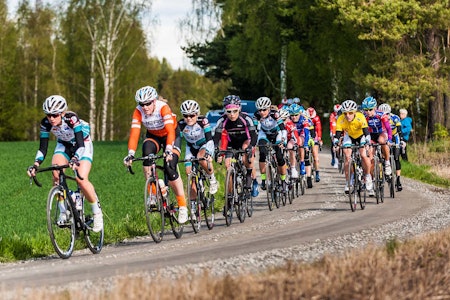 Miriam Bjørnsrud med resten av feltet i kvinner elite under Gylne Gutuer 2015. Foto: Eivind Flensborg Miriam Bjørnsrud med resten av feltet i kvinner elite under Gylne Gutuer 2015. Foto: Eivind Flensborg