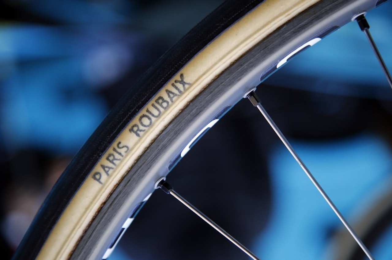 NEMESIS: Ambrosios felger var inntil for få år siden det eneste som overlevde hammerslagene fra Les Pavés du Nord NEMESIS: Ambrosios felger var inntil for få år siden det eneste som overlevde hammerslagene fra Les Pavés du Nord