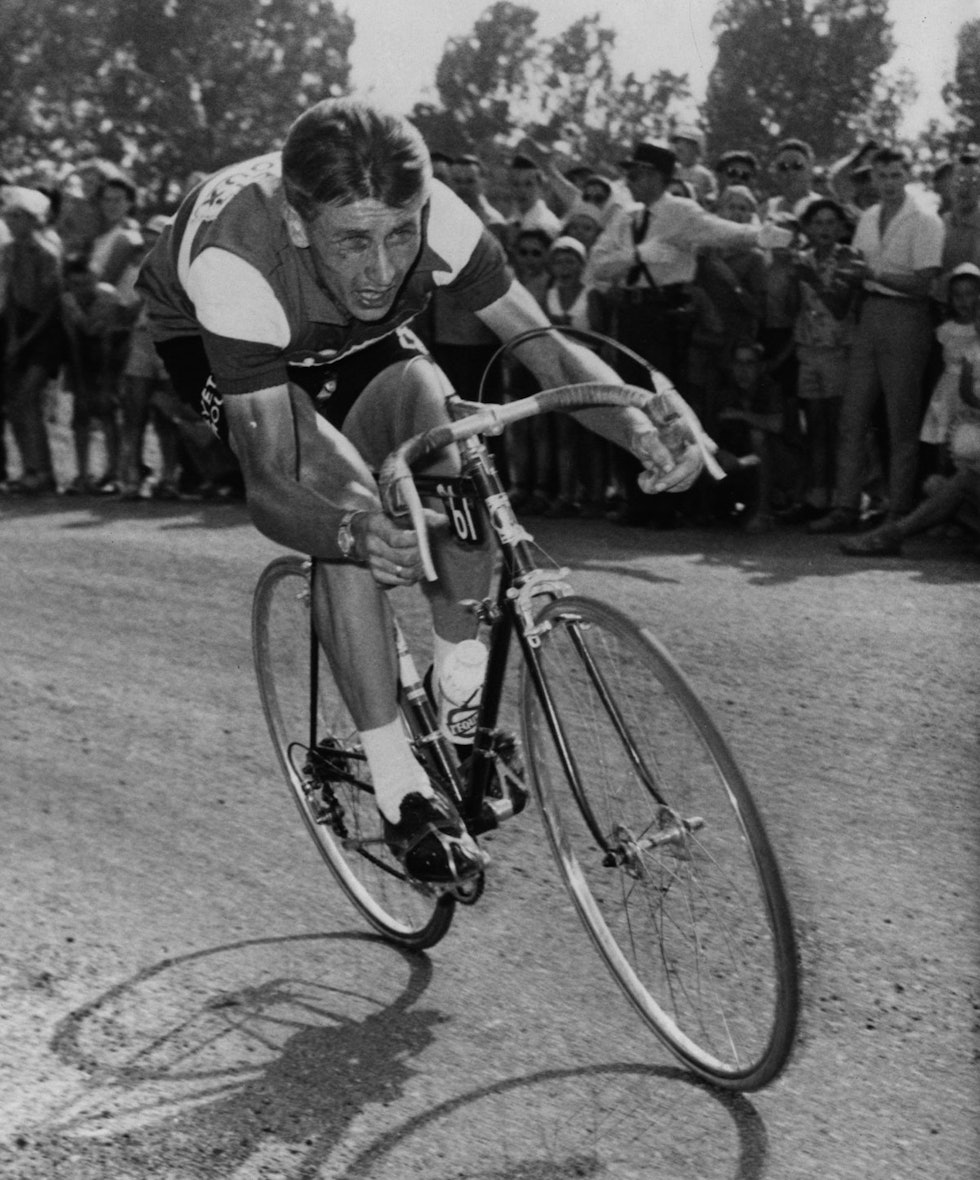 KJERNEKAR: Jacques Anquetil. Best på sykkelen, tvilsom i alle andre aspekter. Men Liège vant han. Foto: Cor Vos.