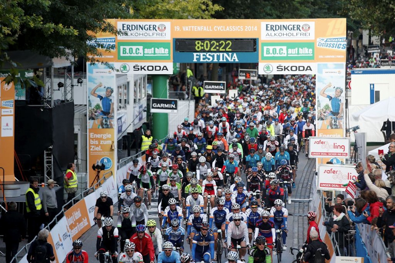 STORT: Vattenfall Cyclassics tiltrekker 20.000 tursyklister fra hele verden hvert år. Foto: COR VOS. STORT: Vattenfall Cyclassics tiltrekker 20.000 tursyklister fra hele verden hvert år. Foto: COR VOS.