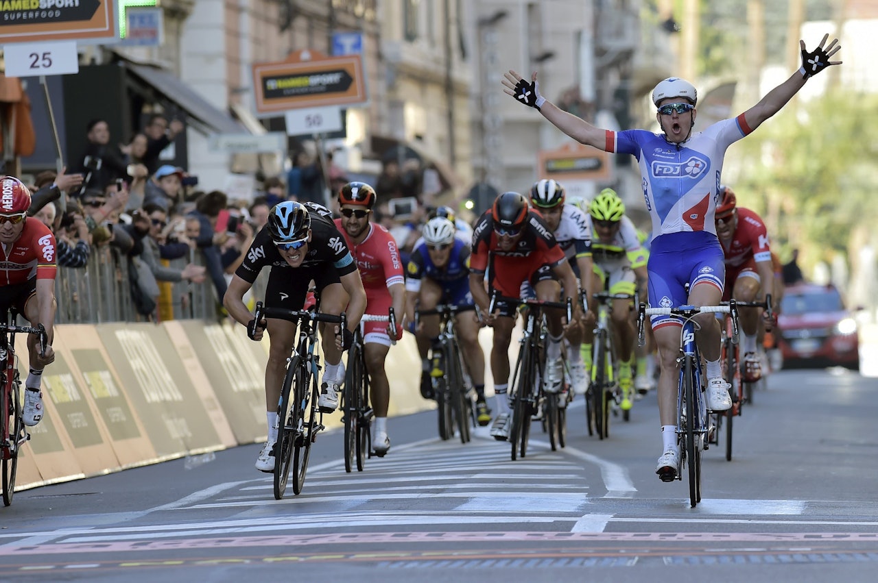 KONGEN AV SANREMO: Arnaud Demare hadde dagen og vant noe overraskende Milano - Sanremo 2016. Foto: Cor Vos KONGEN AV SANREMO: Arnaud Demare hadde dagen og vant noe overraskende Milano - Sanremo 2016. Foto: Cor Vos