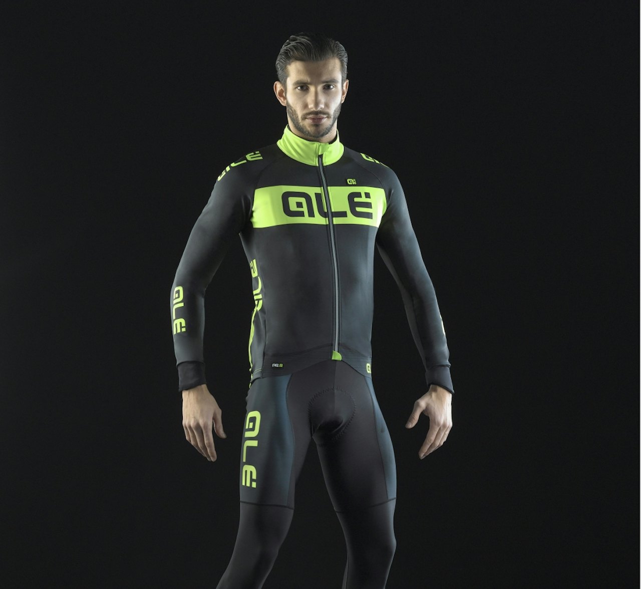 FOR KJØLIGE DAGER: Alè leverer tøy perfekt for kjølige vår- og høstdager. FOTO: Alè FOR KJØLIGE DAGER: Alè leverer tøy perfekt for kjølige vår- og høstdager. FOTO: Alè