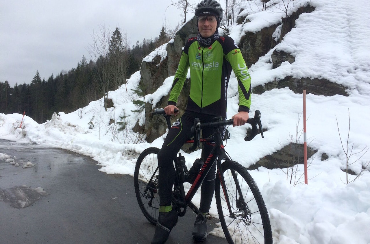 Ole André Sødal var 400 meter unna eksakt distanse på Johan Museeuws sykkeltur. Nå reiser Sødal til jubileumsutgaven av Flandern Rundt 3. april. Foto: Privat Ole André Sødal var 400 meter unna eksakt distanse på Johan Museeuws sykkeltur. Nå reiser Sødal til jubileumsutgaven av Flandern Rundt 3. april. Foto: Privat
