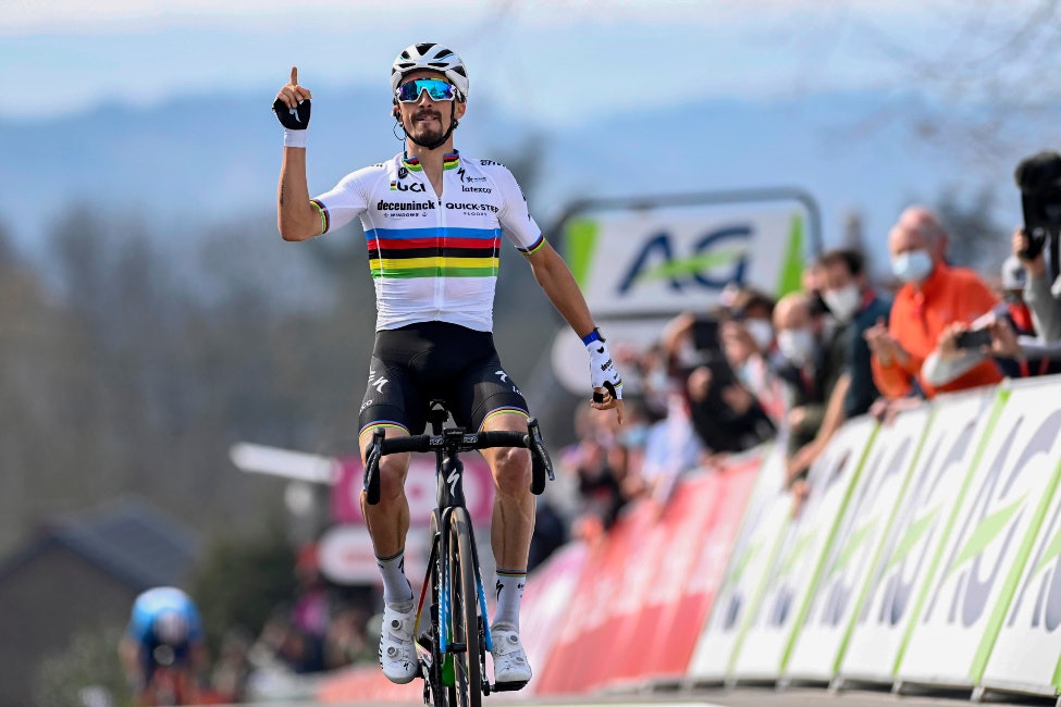 NY TRIUMF: Julian Alaphilippe tok sin tredje seier i Flèche Wallonne. Foto: Cor Vos fleche wallonne julian alaphilippe 2021