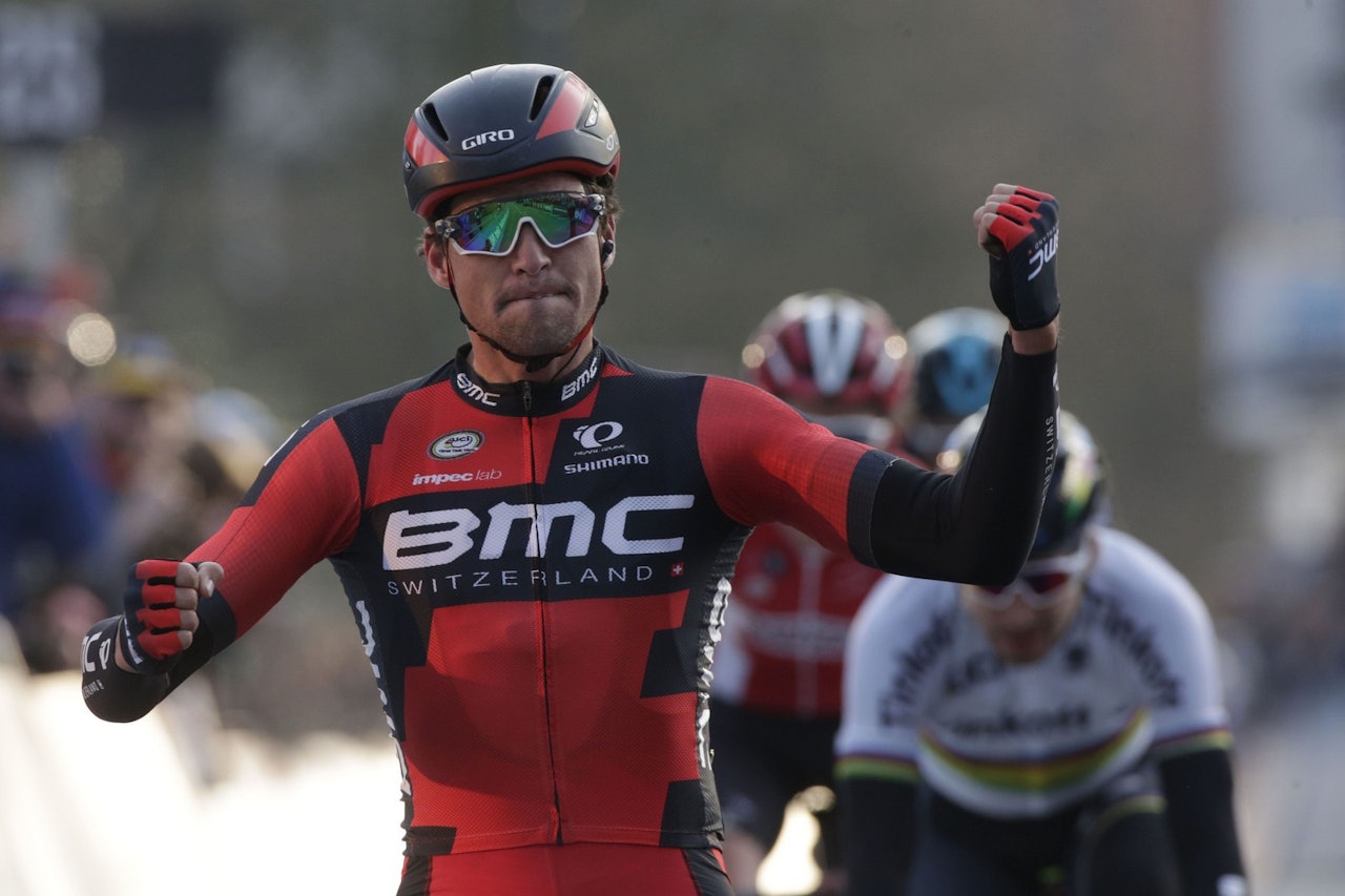 ENDELIG: Greg Van Avermaet klarte for en gangs skyld å ikke bli nummer fire, slikt blir man glad av! Foto: Cor Vos. ENDELIG: Greg Van Avermaet klarte for en gangs skyld å ikke bli nummer fire, slikt blir man glad av! Foto: Cor Vos.