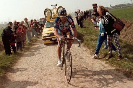 Belgieren Johan Museeuw er en av bare få ryttere som har vunnet Flandern Rundt tre ganger. Foto: Cor Vos