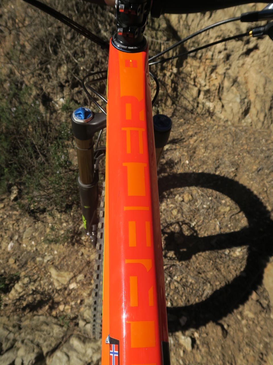 LANG FRONT: Nye Intense Tracer får langt overrør - 622 mm i størrelse Large LANG FRONT: Nye Intense Tracer får langt overrør - 622 mm i størrelse Large