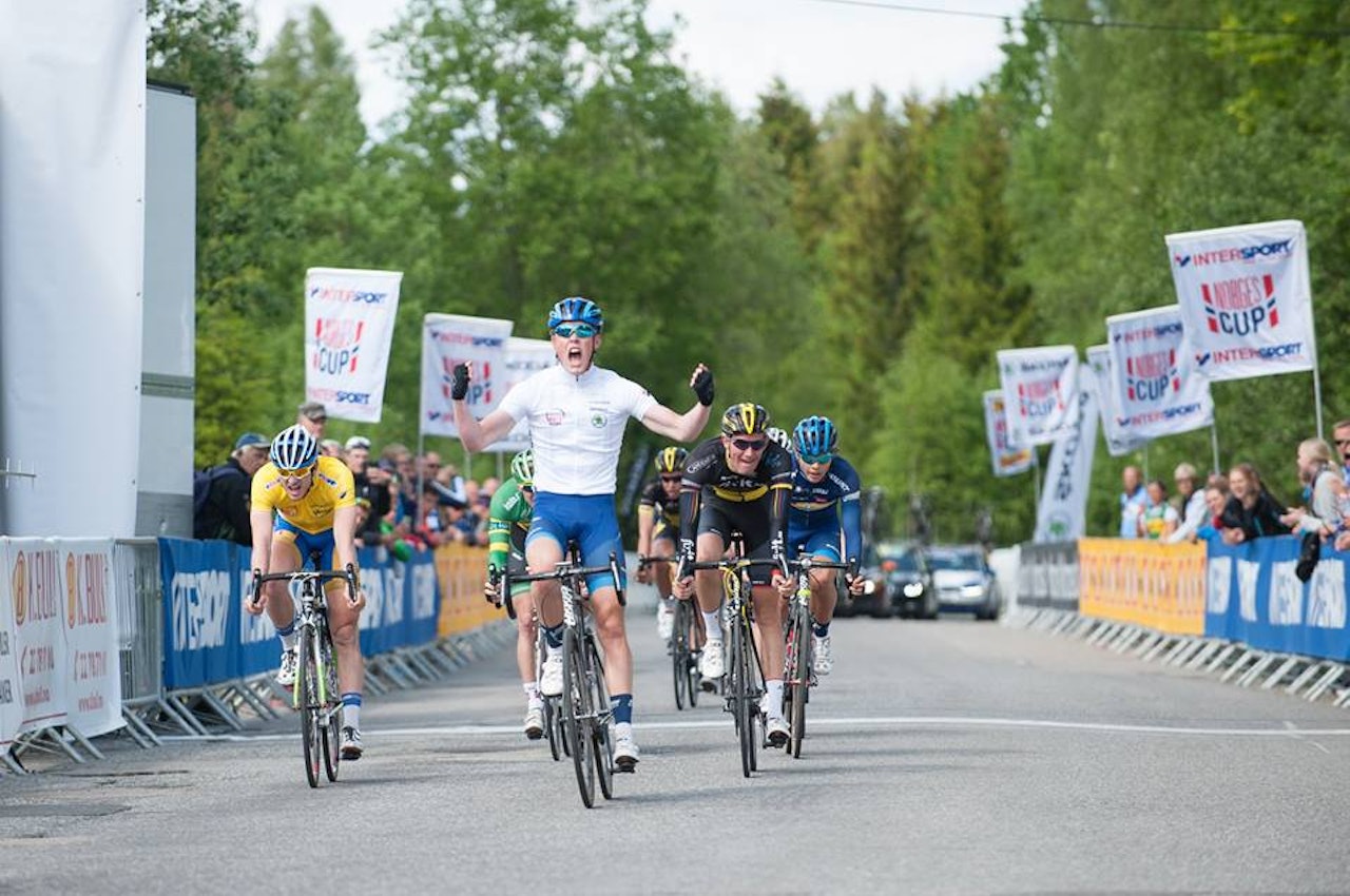 VANT IGJEN: Anders Skaarseth gjorde som på Gylne Gutuer og vant dagens Norgescupritt. Foto: NCF VANT IGJEN: Anders Skaarseth gjorde som på Gylne Gutuer og vant dagens Norgescupritt. Foto: NCF