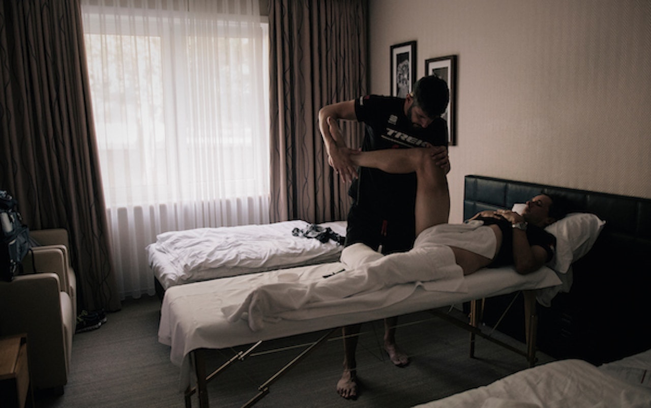 HVILEDAG: Len deg godt tilbake og pust med magen. I dag er det hviledag. Les deg opp på de siste ni etappene av Tour de France 2017. Foto: Kristof Ramon HVILEDAG: Len deg godt tilbake og pust med magen. I dag er det hviledag. Les deg opp på de siste ni etappene av Tour de France 2017. Foto: Kristof Ramon