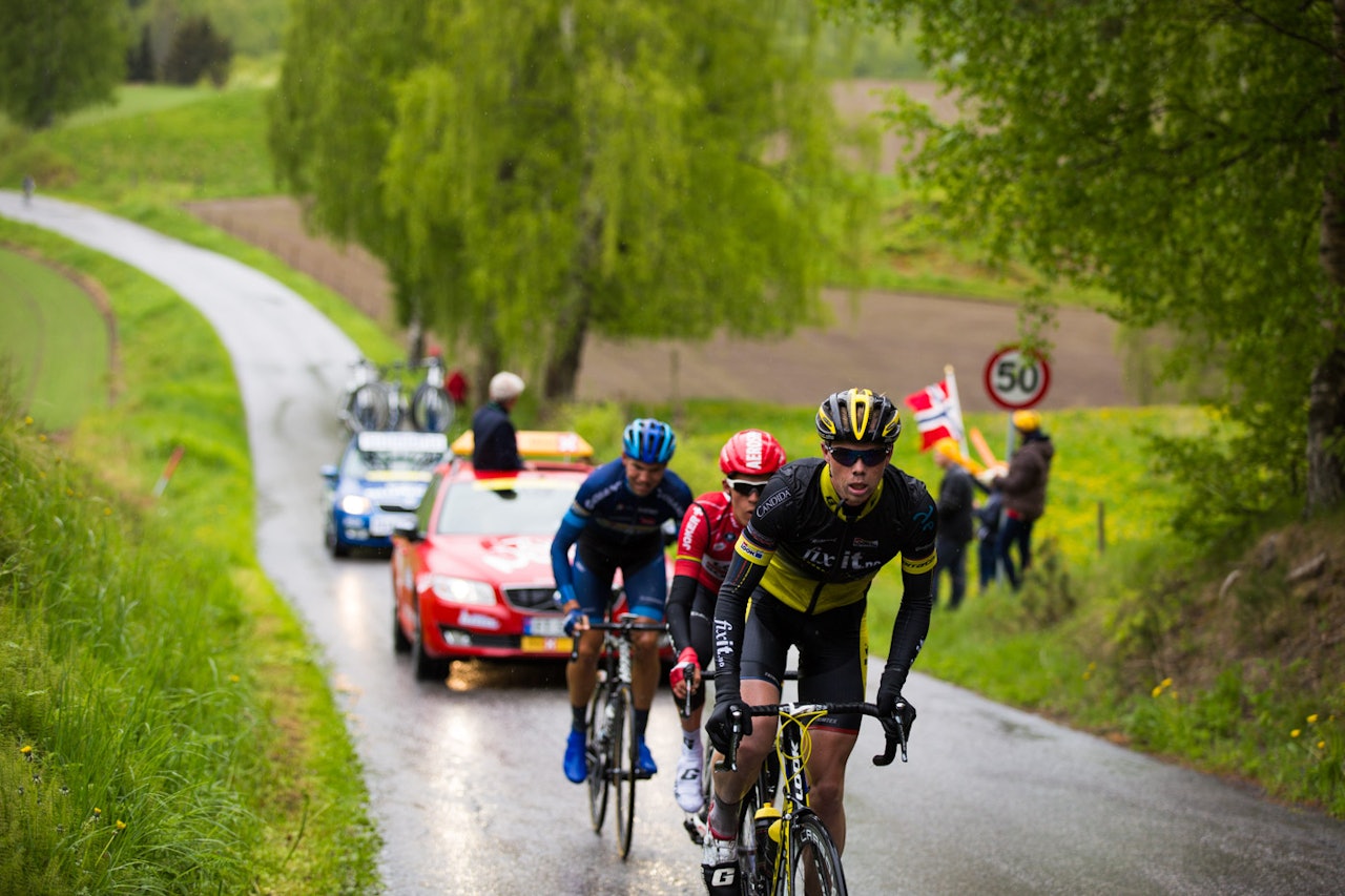 TETTRIO: Tre ryttere har fått en luke til hovedfeltet på den andre runden ved Eggemoen. (foto: Snorre Veggan) TETTRIO: Tre ryttere har fått en luke til hovedfeltet på den andre runden ved Eggemoen. (foto: Snorre Veggan)