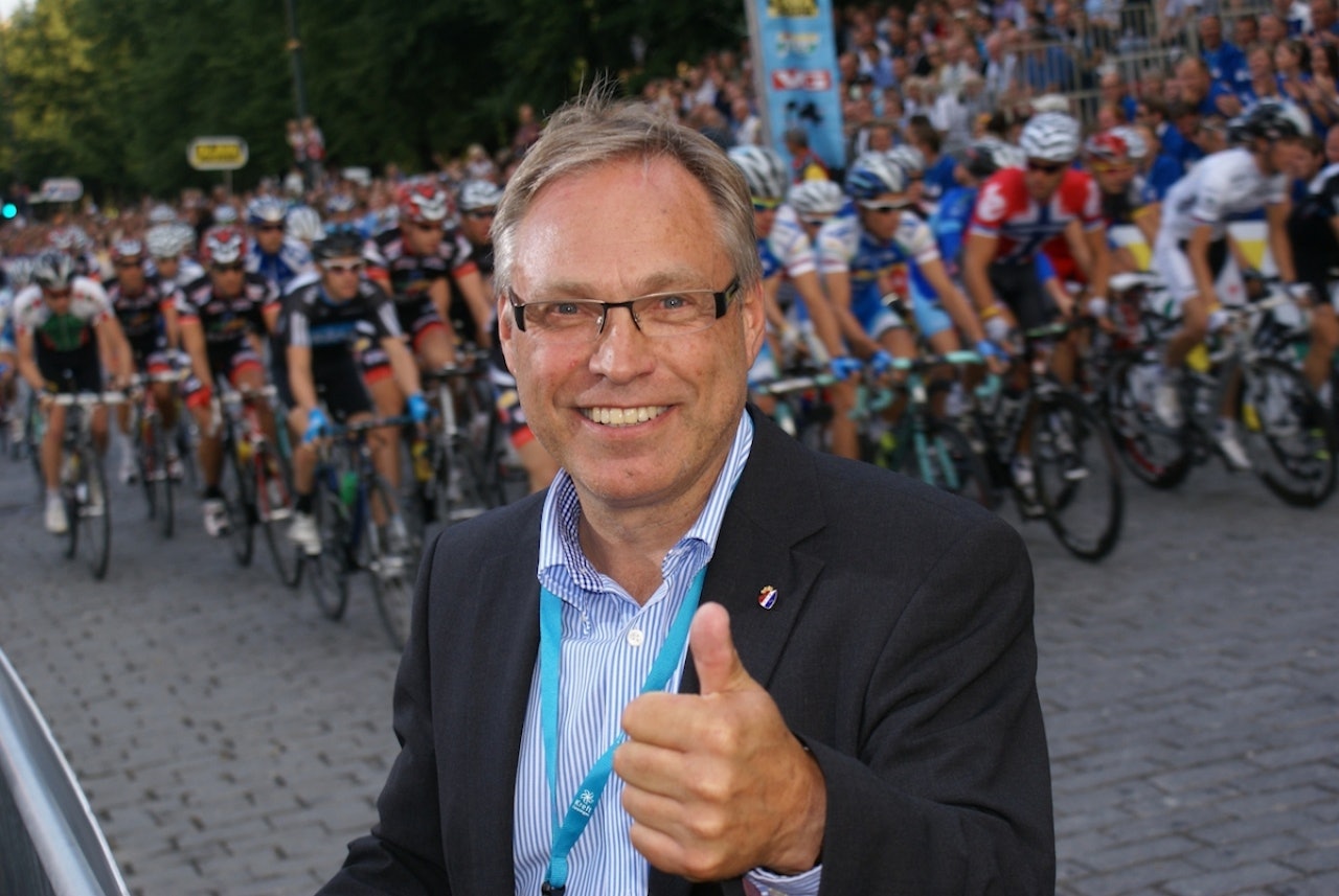 VEMODIG: President i Norges Cykleforbund, Harald Tiedeman Hansen, synes det er vemodig at Hushovd legger opp. Foto: Henrik Alpers VEMODIG: President i Norges Cykleforbund, Harald Tiedeman Hansen, synes det er vemodig at Hushovd legger opp. Foto: Henrik Alpers