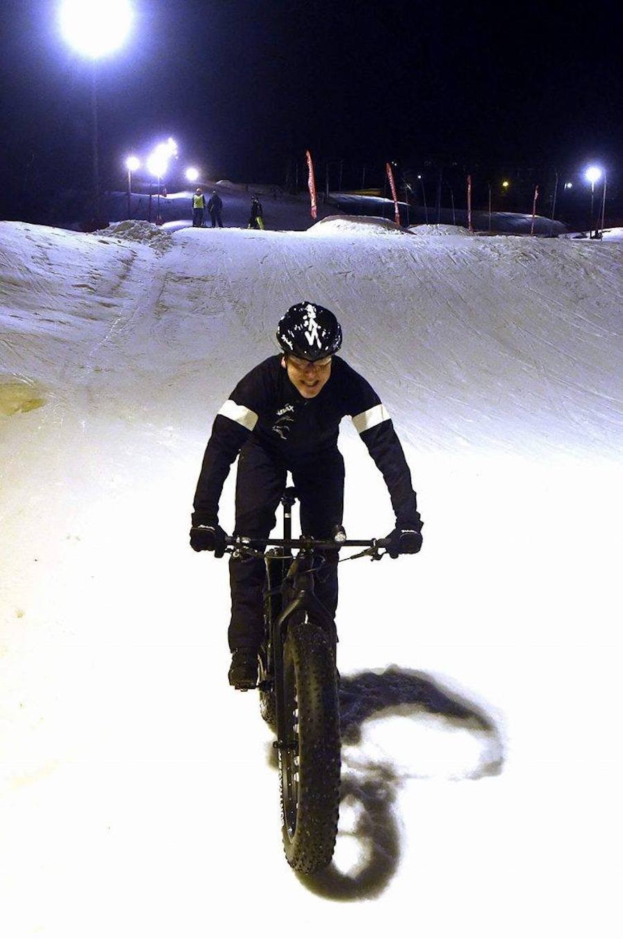 Greg Saw har brukt vinteren så langt til å trene på snøsykling både oppover og nedover. Foto: Ole John Hostvedt Greg Saw January 2017 - Photo Ole John Hostvedt 900x