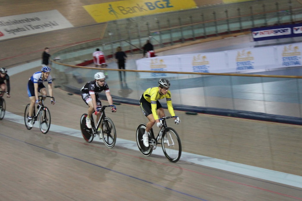 KORTERE REISEVEI: Menn senior, under poengrittet i 2014, i Polen. I februar går NM av stabelen i Odense. Foto: NCF. KORTERE REISEVEI: Menn senior, under poengrittet i 2014, i Polen. I februar går NM av stabelen i Odense. Foto: NCF.