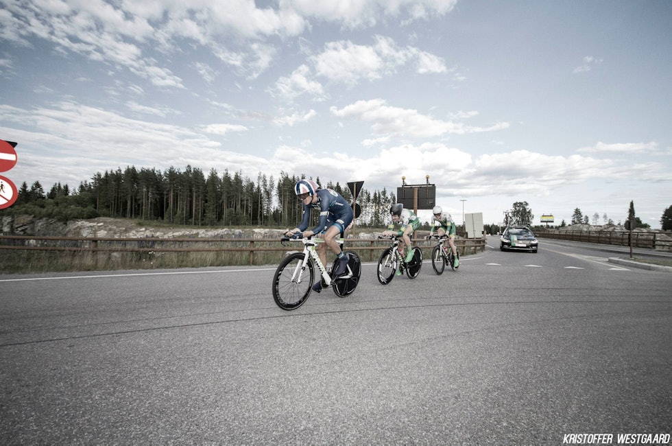 FØRER AN: Oskar Svendsen holder fart i Lillehammertoget.