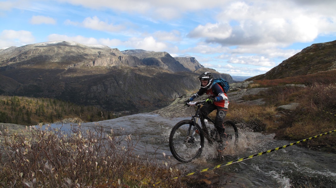 Elias Høyberg (12) var Hardbarkas yngste og tøff som en negl. Foto: Anna Fehrm Dagens yngste 12 år Elias Høyberg foto Anna Fehrm 1400x786