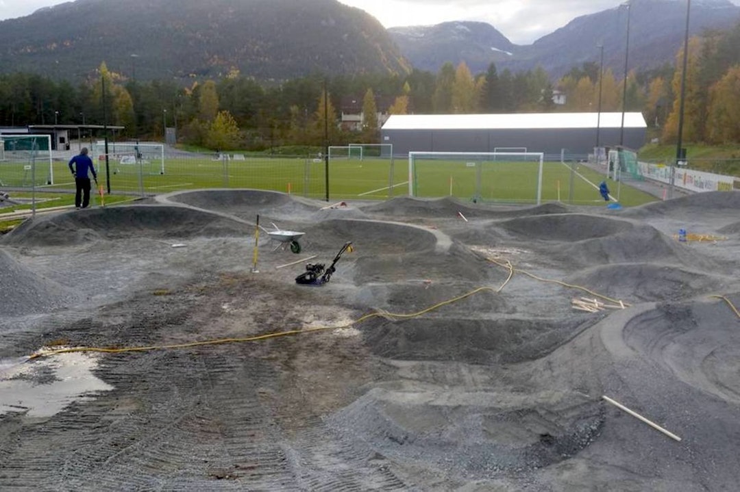 Foto: Sandane SK AApner-pumptrack-i-Sandane_ordinary_1200