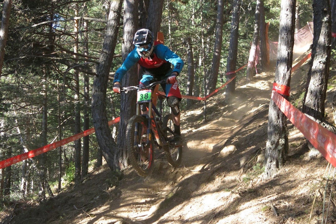 Simen Smestad på kvalifiseringsrunden under verdenscupen i Andorra i slutten av august. Foto: Vera Leivsdottir Simen Smestad - WC Andorra Qual - Vera Leivsson 1400x933