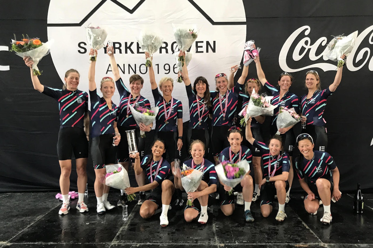 REKORDLAG: Ladies Edition Race Team slo gjeldende damerekord med 22 minutter. Foto: Helge Langen REKORDLAG: Ladies Edition Race Team slo gjeldende damerekord med 22 minutter. Foto: Helge Langen