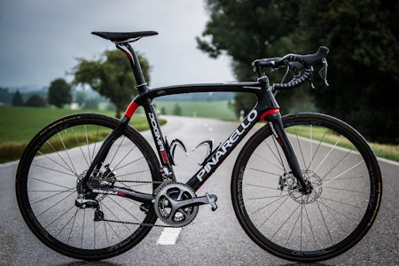 FREMTIDIG TOUR-VINNER? Sky og Pinarello forlenget nylig samarbeidsavtalen til 2016. Vi tipper Tour de France blir vunnet med skivebremser innen den tid.   FREMTIDIG TOUR-VINNER? Sky og Pinarello forlenget nylig samarbeidsavtalen til 2016. Vi tipper Tour de France blir vunnet med skivebremser innen den tid.