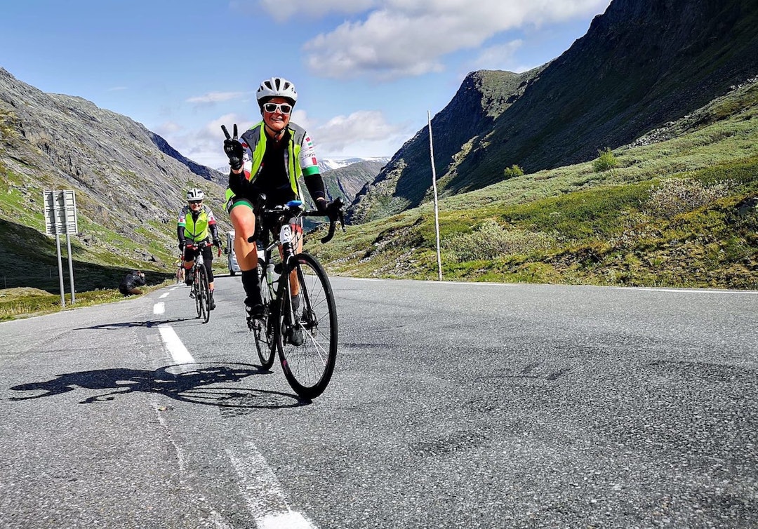 DELTAGELSE UTEN OMTALE? Artikkelforfatteren under Jotunheimen rundt. Hvor blir det av omtalen av deltagelsen, spør artikkelforfatteren. Foto: Ola Morken. Anne-mari Samskott