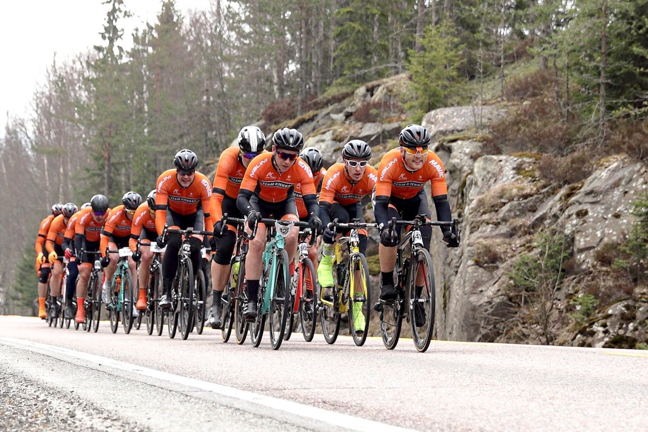 VINNERE: Kjekkas vant Enebakk Rundt med 4 minutters margin til Rye Expressen på andreplass. Foto: Ola Morken VINNERE: Kjekkas vant Enebakk Rundt med 4 minutters margin til Rye Expressen på andreplass. Foto: Ola Morken