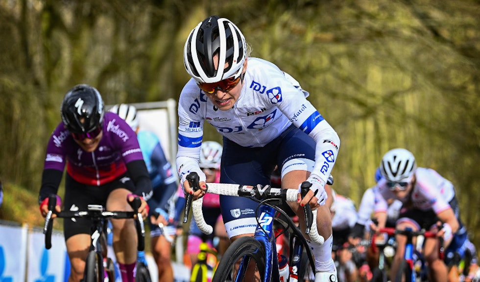 STINE BORGLI: Kjemper seg her opp Kemmelberg i Gent-Wevlegem. Er trolig vårt største håp i kvinnenes ritt. Foto: Cor Vos stine borgli dwars door vlaanderen 2021