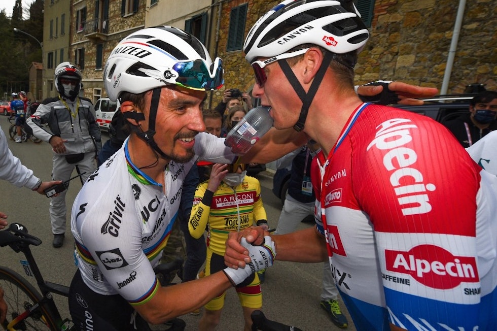 NY DUELL?: Mathieu van der Poel og Julian Alaphilippe er favorittene i Dwars door Vlaanderen. Foto: Cor Vos julian alaphilippe mathieu van der poel dwars door vlaanderen 2021