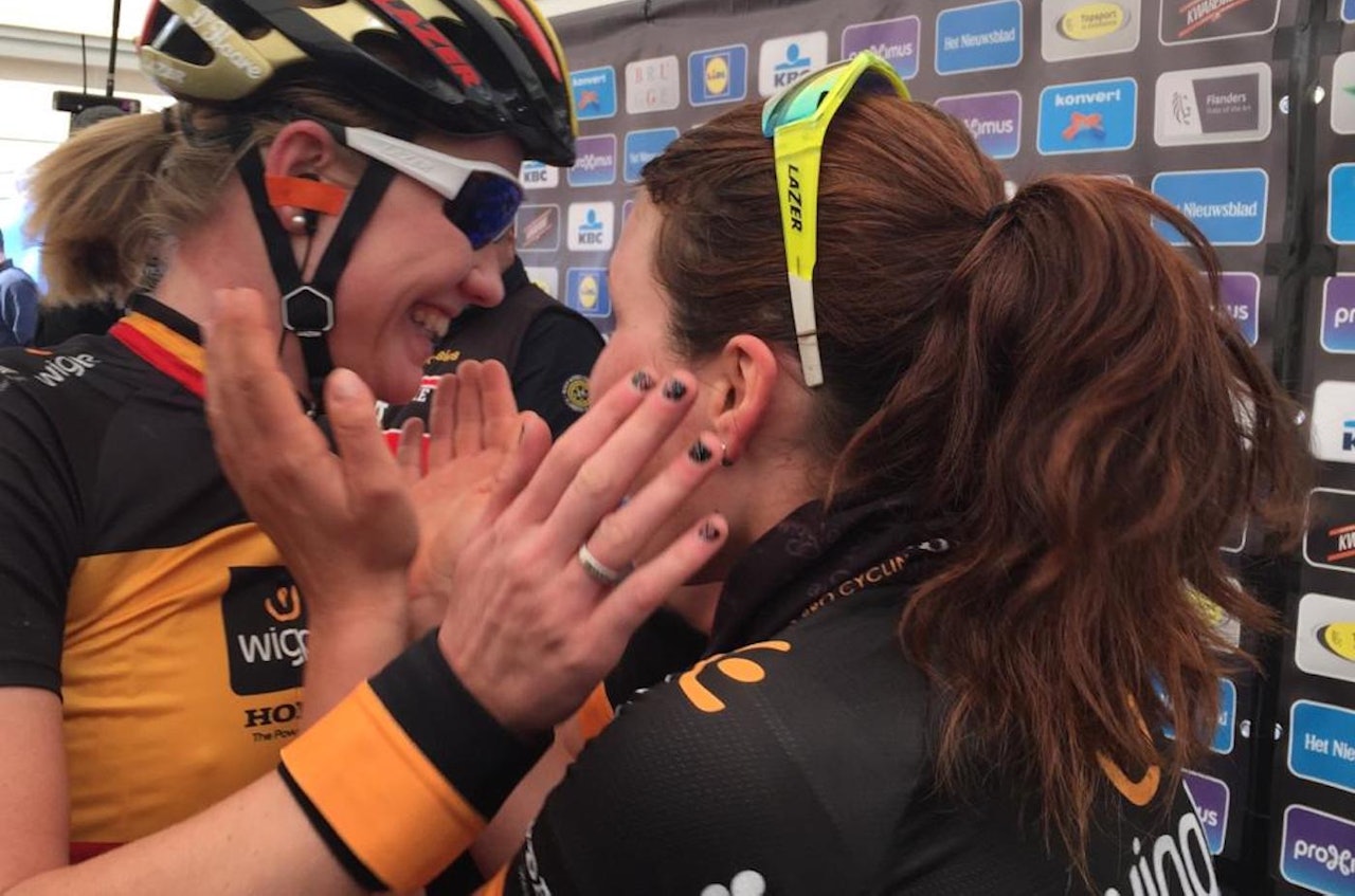 Lagvenninene Elisa Longo Borghini og Jolien D’hoor sikret dobbeltseier til Honda Wiggle med henholdsvis første og andreplass i Tour de Flanders Feminin i dag. Foto: UCI Womens Cycling