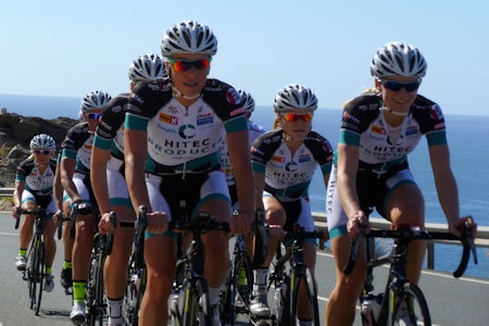 TEAM HITEC PRODUCTS: Det norske profflaget har sikret seg et knippe jenter med både ambisjoner og talent. Det lover godt for laget, som var ranket nummer seks i verden etter sesongen 2014. Foto: Marton Digernes TEAM HITEC PRODUCTS: Det norske profflaget har sikret seg et knippe jenter med både ambisjoner og talent. Det lover godt for laget, som var ranket nummer seks i verden etter sesongen 2014. Foto: Marton Digernes
