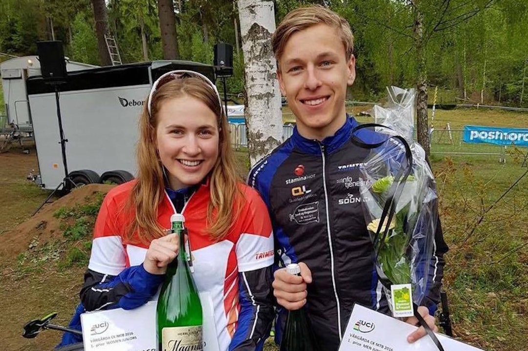 Thea Siggerud og klubbkollega Tobias Johannessen vant Nordic MTB Series 2016 i Vågårda. Foto: Soon CK Thea Siggerud - Tobias H Johannessen Nordic MTB Vårgårda 2016 - Foto Soon CK 1400x933