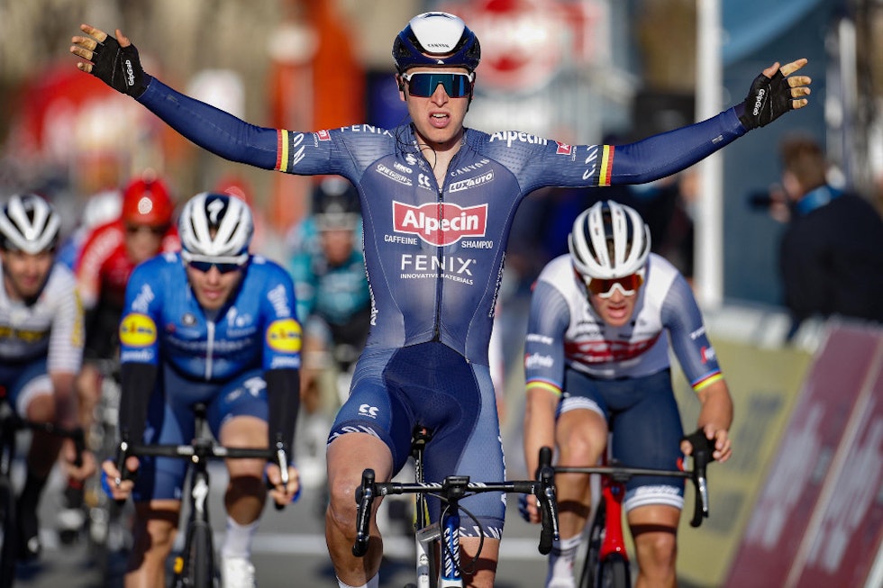 ÅRETS TREDJE: Tim Merlier har tidligere vunnet Le Samyn og GP Jean-Pierre Monseré denne sesongen. Fredag ble det nok en seier. Foto: Cor Vos tim merlier bredene koksijde classic