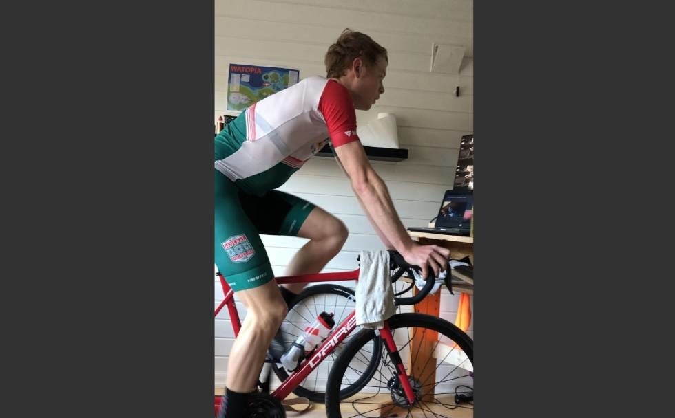 BESTE NORSKE: Erik Ysland var beste norske på første testritt i løypa som skal brukes til Zwift-VM i desember. Erik Ysland Zwift