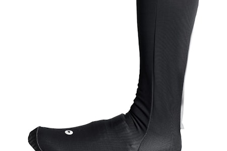 HELE LEGGEN: Assos afterSnowBootie_s7 er dekkende. (Foto: Assos) HELE LEGGEN: Assos afterSnowBootie_s7 er dekkende. (Foto: Assos)