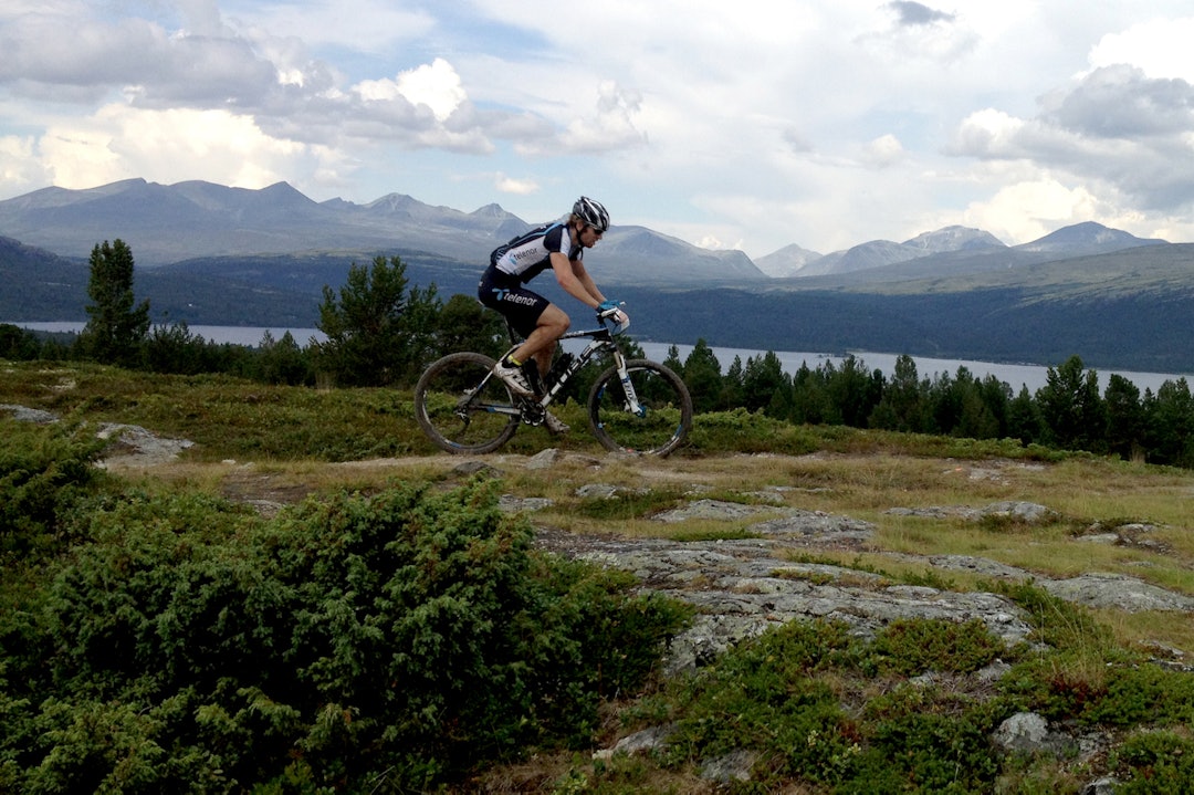 Norge har en annen type fjell og en annen type landskap enn det ryttere møter i Mellom-Europa. Foto: Fredrik Weikle Furusjøen Rundt Ritt 2014 - Foto Fredrik Weikle 1400x933