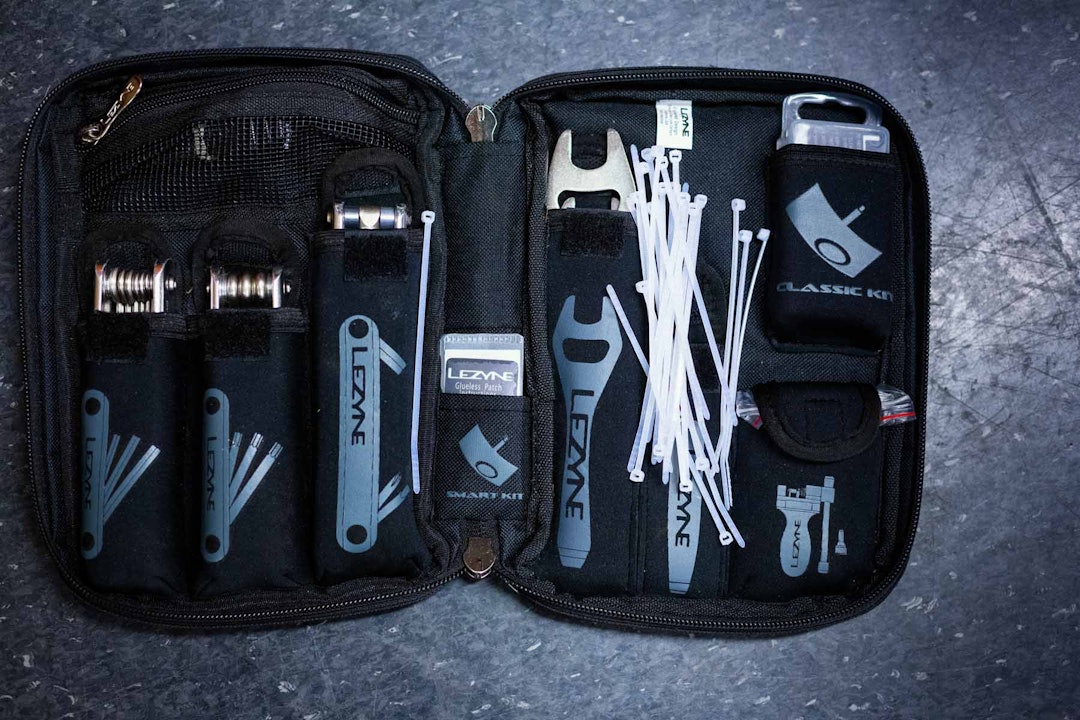 Essensielle verktøy er superpraktisk å ha med på tur. Essensielle verktøy er superpraktisk å ha med på tur.