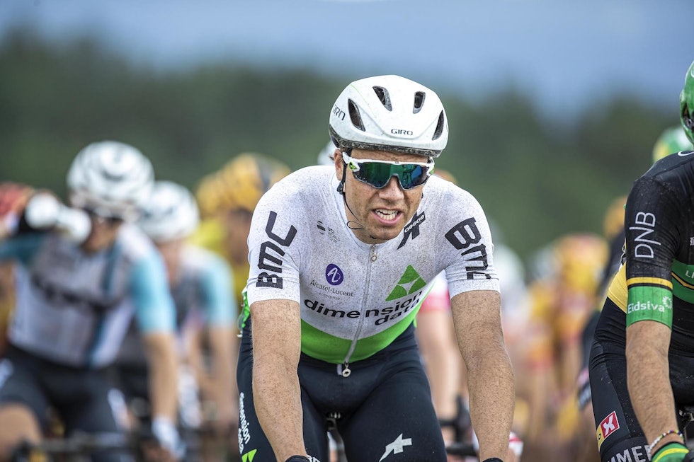 Trøya til Edvald Boasson Hagen var ikke fullt så hvit utover i rittet. Foto: Pål Westgaard Trøya til Edvald Boasson Hagen var ikke fullt så hvit utover i rittet. Foto: Pål Westgaard