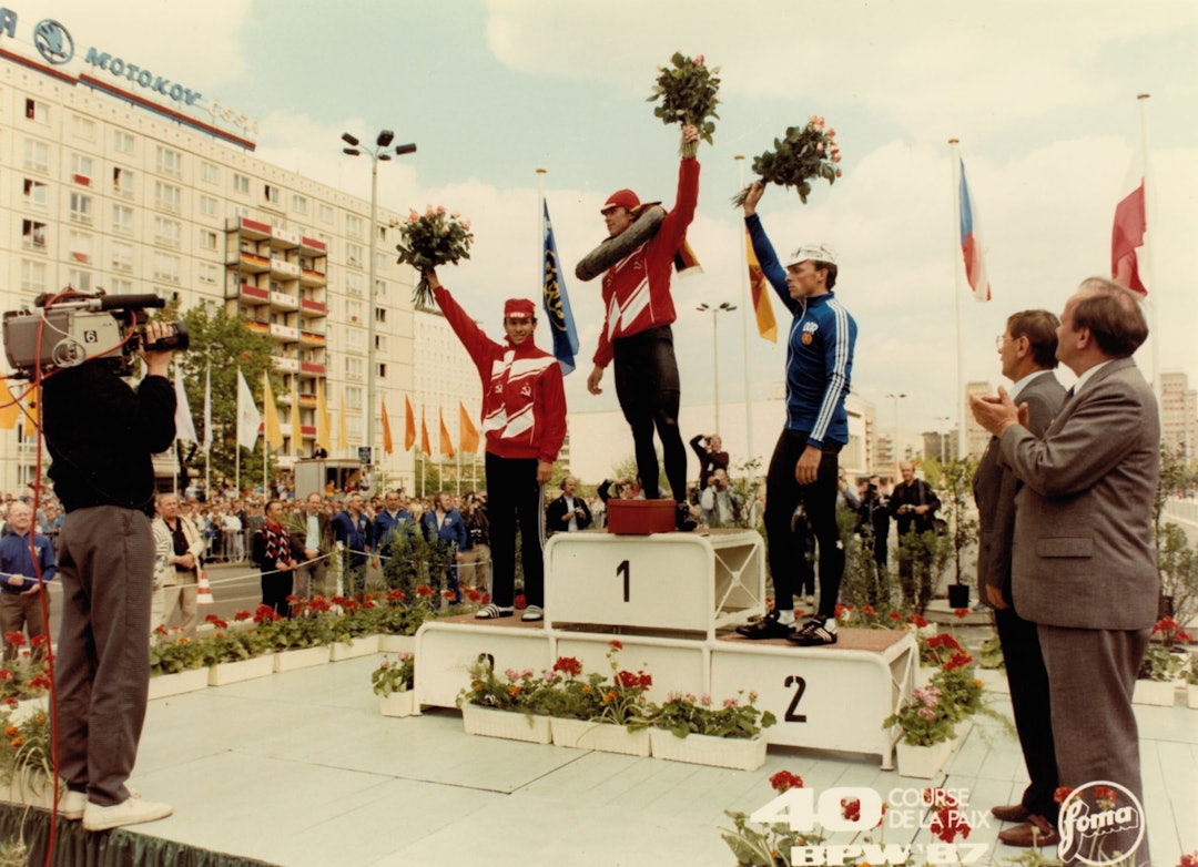FADESE: Sovjetrussiske Wassili Schdanow vant prologen i Øst-Berlin foran hjemmefavoritten Uwe Ampler. Ikke engang Stasis trusler gjorde at Ampler kunne vinne.
