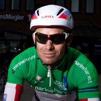 SJEFEN: Alexander Kristoff med sin grønne trøye og aerodynamiske hjelm.