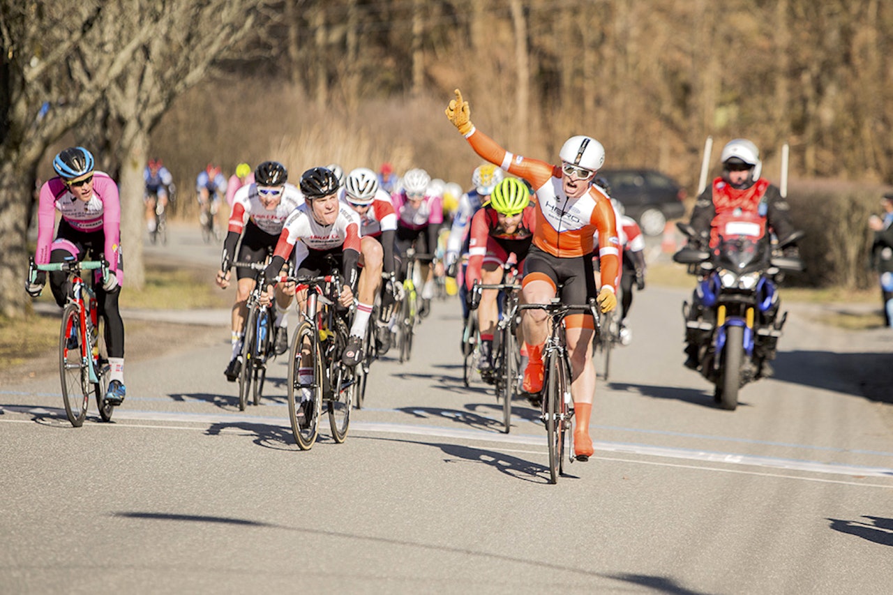 SPURTSEIER: Aasmund Groven Lindtveit fra IK HERO vant massespurten i Stjernetråkken 2017. Foto: Pål Westgaard SPURTSEIER: Aasmund Groven Lindtveit fra IK HERO vant massespurten i Stjernetråkken 2017. Foto: Pål Westgaard