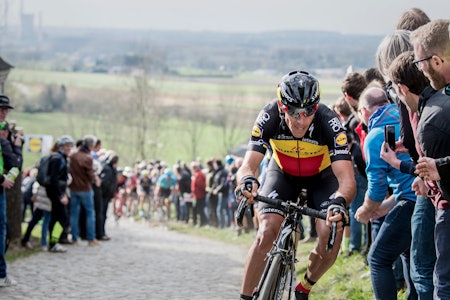 STERK SOLIST: Philippe Gilbert leverte en prestasjon for historiebøkene i dagens Flandern Rundt. Foto: Kristof Ramon. STERK SOLIST: Philippe Gilbert leverte en prestasjon for historiebøkene i dagens Flandern Rundt. Foto: Kristof Ramon.