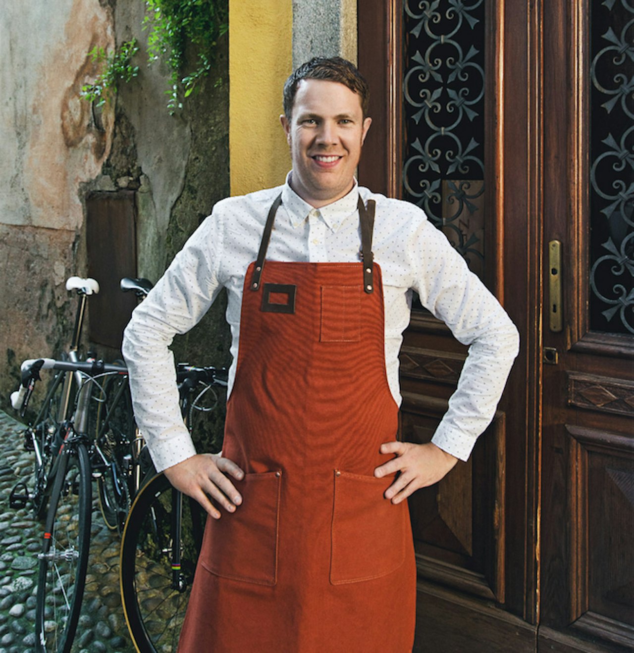 BOK #2: Henrik Orre hadde i 2015 stor suksess med sin første bok, og straks slippes Vélochef i Europa i Norge. BOK #2: Henrik Orre hadde i 2015 stor suksess med sin første bok, og straks slippes Vélochef i Europa i Norge.