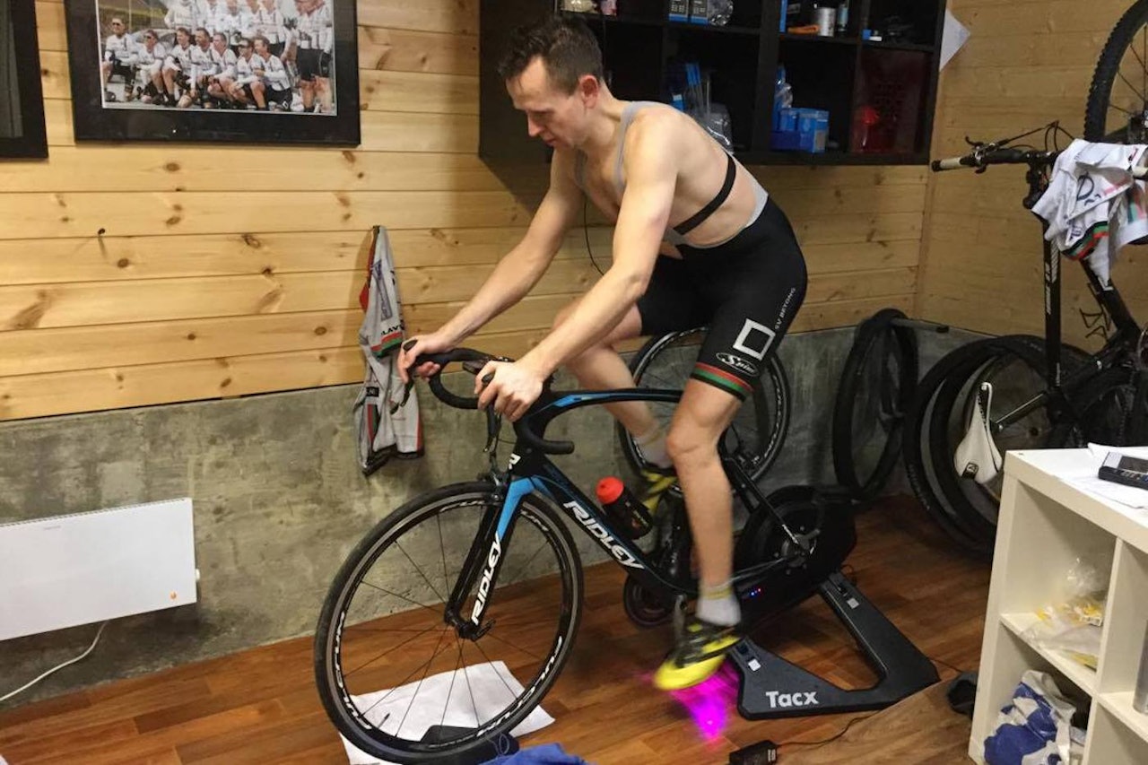 MOTIVERT: Jone Ellingsen har ingen problemer med timevis på rulla, så lenge musikken er med. Foto: Privat MOTIVERT: Jone Ellingsen har ingen problemer med timevis på rulla, så lenge musikken er med. Foto: Privat