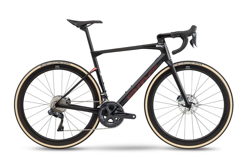 FIRERN: Ultegra Di2 og karbonhjul fra DT Swiss. FIRERN: Ultegra Di2 og karbonhjul fra DT Swiss.