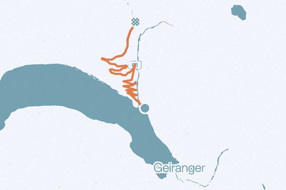 Ørnevegen ga Geiranger helårsforbindelse på 50-tallet. Ørnevegen ørnesvingen Eidsdal Geiranger sykkel kart landevei